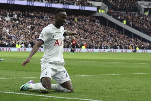 Sarr scores but then goes off with injury in Tottenham s 3 1 win